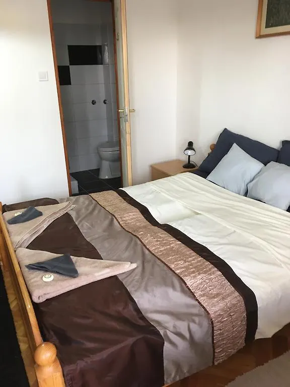 Vendégház Hív-Lak Apartman Eger Magyarország