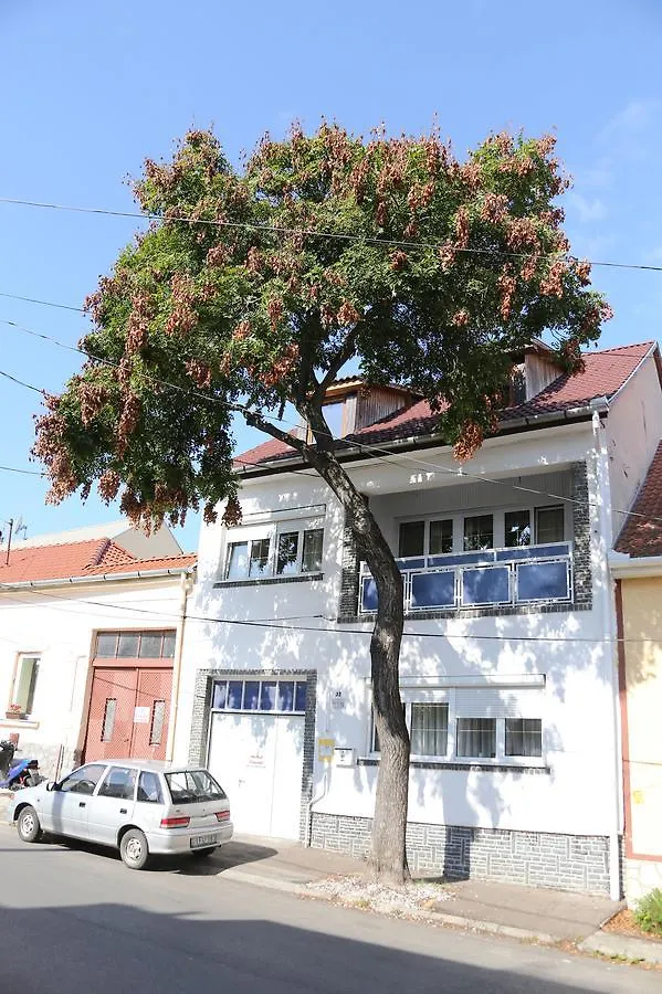 Hív-Lak Apartman Eger